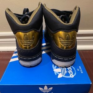 Adidas Originals Rita Ora sneakers